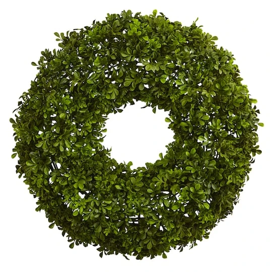 22” Boxwood Wreath 3 22” Boxwood Wreath