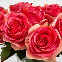 11" Rose Arrangement In Glass Vase