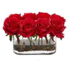 5.5" Red Blooming Roses Arrangement In Glass Vase