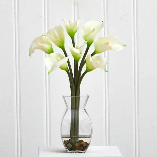 16" Classic Calla Lily Arrangement In Vase 6 16" Classic Calla Lily Arrangement In Vase - Image 4
