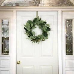 22" Eucalyptus & Magnolia Leaf Wreath -Michaels D613402S 2