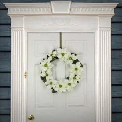 24" Cream Magnolia Flowers Wreath -Michaels D613424S 2